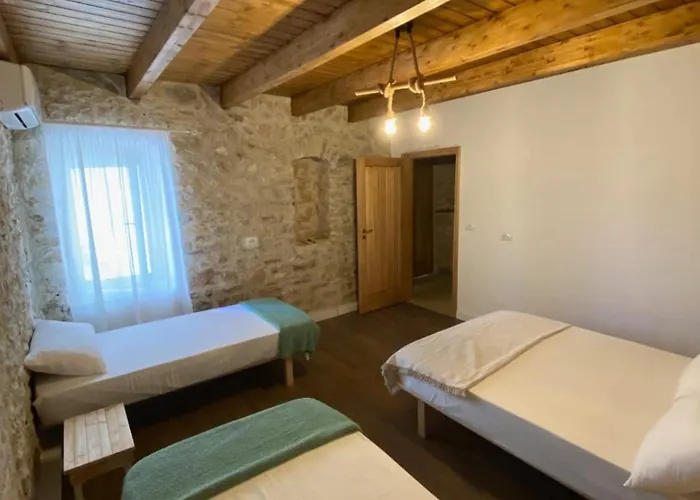 Papu's Hébergement de vacances Piqeras